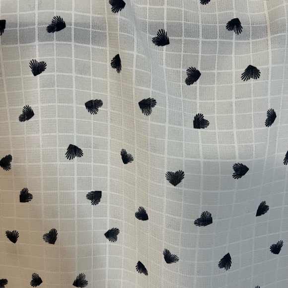 A Westmoon top in size - Picture 7 of 7